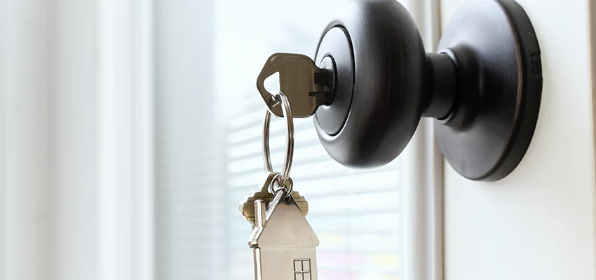 Bifold Door Knob Replacement in Lafayette, California