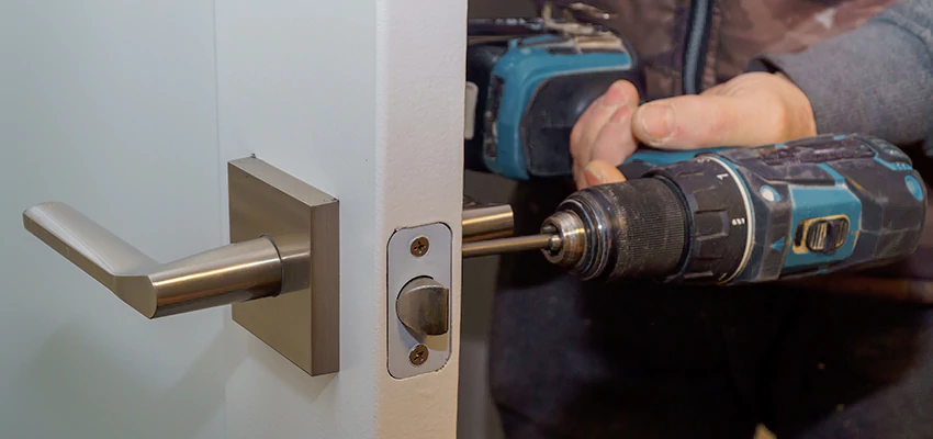 Broken Door Handle Lock Repair in Lafayette, California